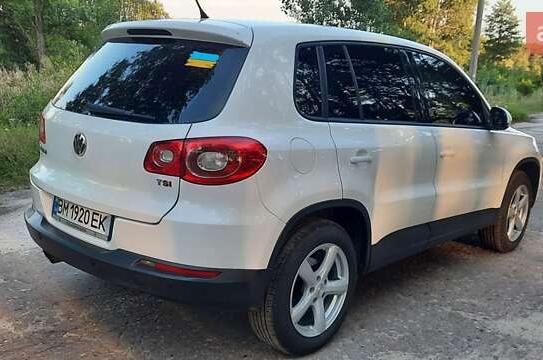 Volkswagen Tiguan                          2009г. в рассрочку