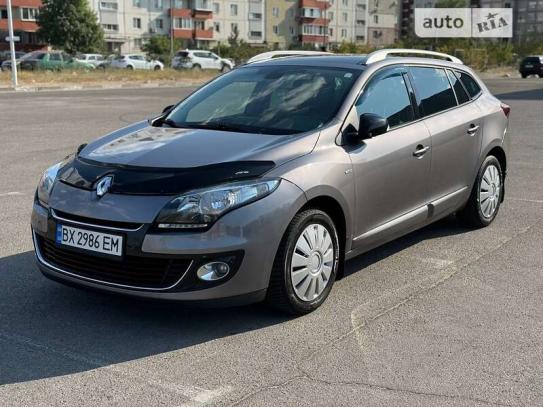 Renault Megane 2012г. в рассрочку