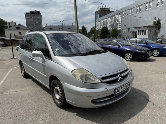 Citroen C8                              2002г. в рассрочку