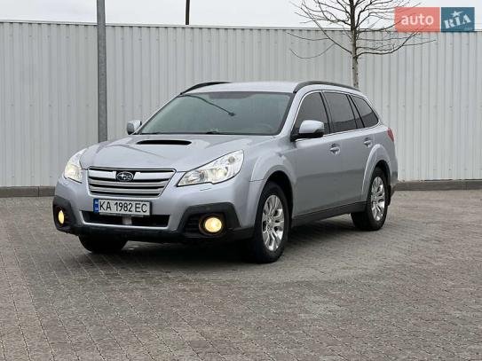 Subaru Legacy                          2013г. в рассрочку