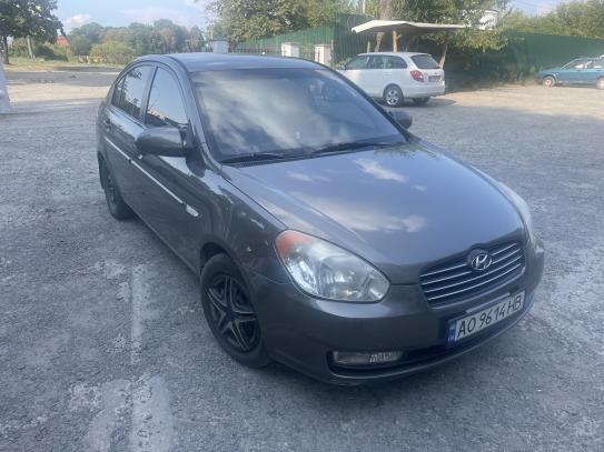 Hyundai Accent 2008р. у розстрочку