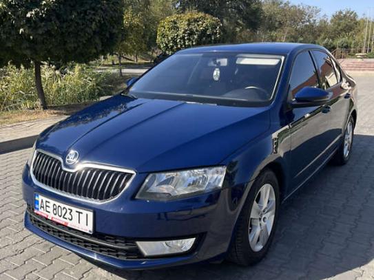 Skoda Octavia 2015г. в рассрочку