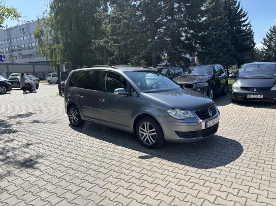 Volkswagen Touran 2007g. in Raten