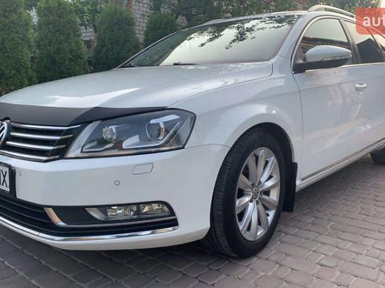 Volkswagen Passat
                          2011г. в рассрочку