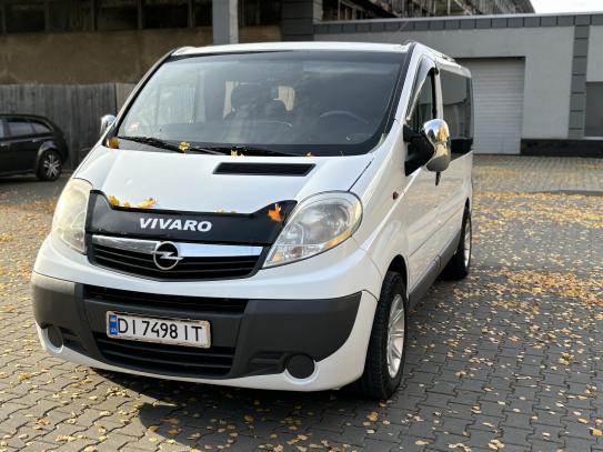 Opel Vivaro 2007г. в рассрочку