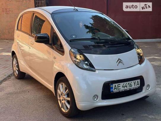 Citroen C-zero 2011р. у розстрочку