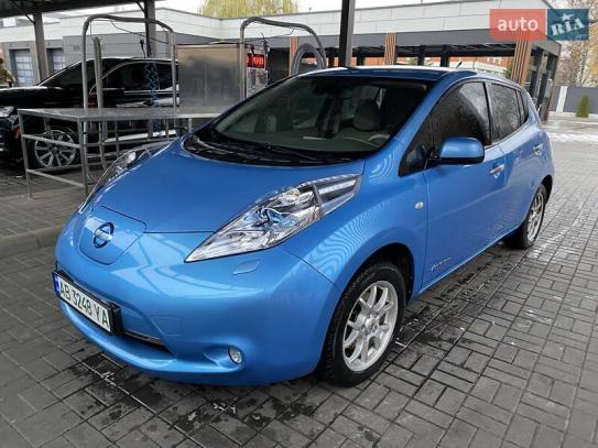 Nissan Leaf 2012г. в рассрочку