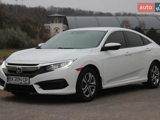 Honda Civic                           2018г. в рассрочку