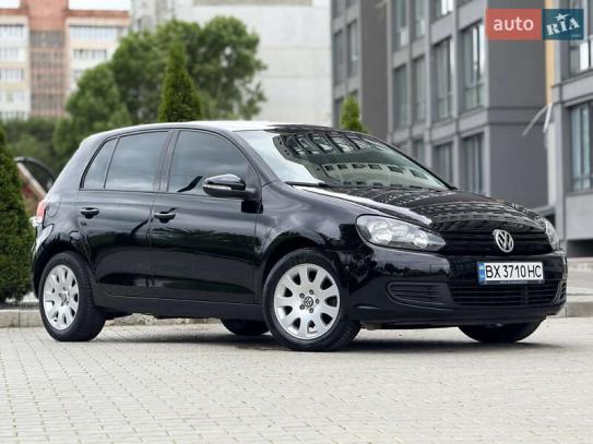Volkswagen Golf
                            2009г. в рассрочку