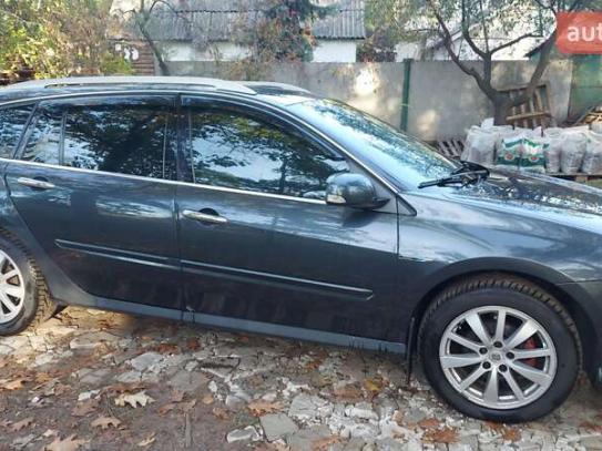 Renault Laguna 2012р. у розстрочку