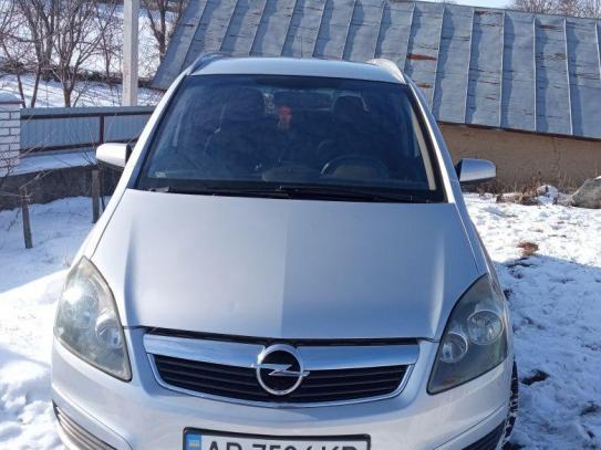 Opel Zafira
                          2005г. в рассрочку