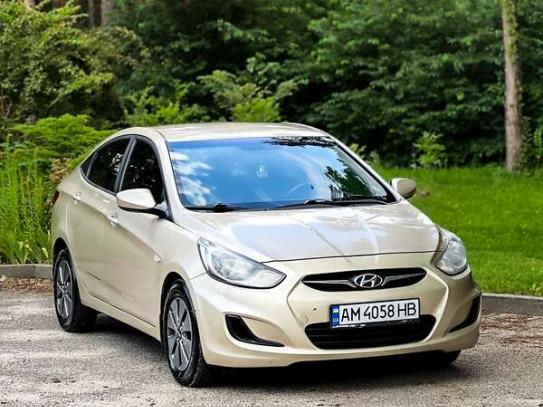 Hyundai Accent
                          2012г. в рассрочку
