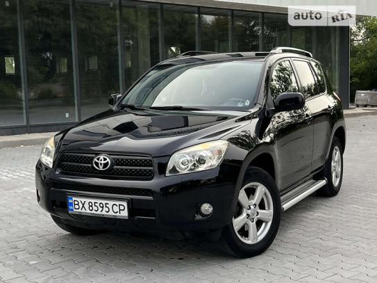 Toyota Rav4                            2006г. в рассрочку