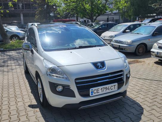 Peugeot 3008 2013р. у розстрочку