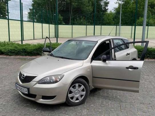 Mazda 3 2005р. у розстрочку