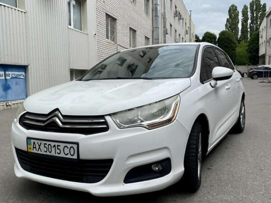 Citroen C4                              2012г. в рассрочку