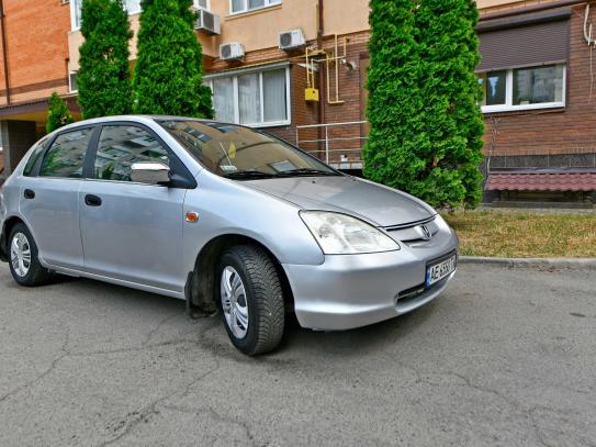 Honda Civic                           2002г. в рассрочку