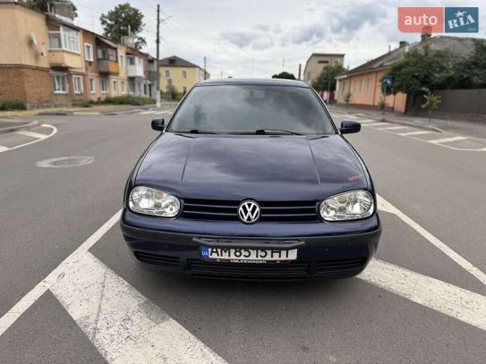 Volkswagen Golf
                            2000г. в рассрочку