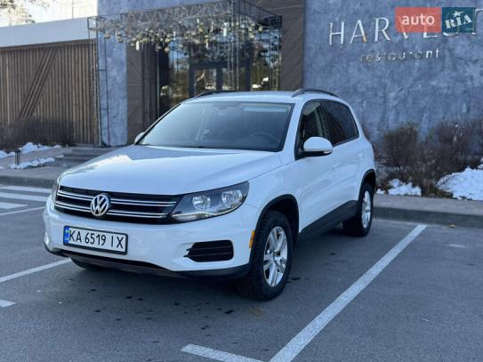 Volkswagen Tiguan 2015г. в рассрочку