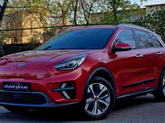 Kia E-niro
                          2020г. в рассрочку