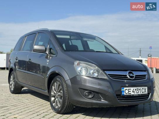 Opel Zafira
                          2010г. в рассрочку