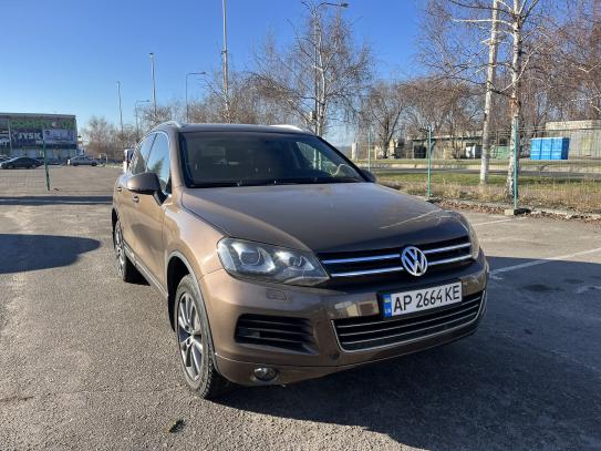 Volkswagen Touareg                         2013г. в рассрочку