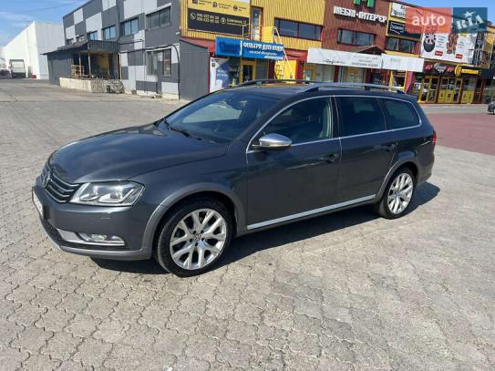 Volkswagen Passat alltrack                 2014г. в рассрочку