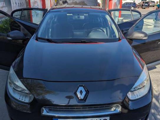 Renault Fluence                         2011г. в рассрочку