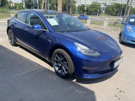 Tesla Model 3 2018р. у розстрочку