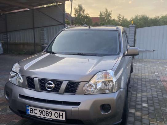 Nissan X-trail                         2009г. в рассрочку