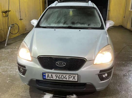 Kia Carens
                          2012г. в рассрочку