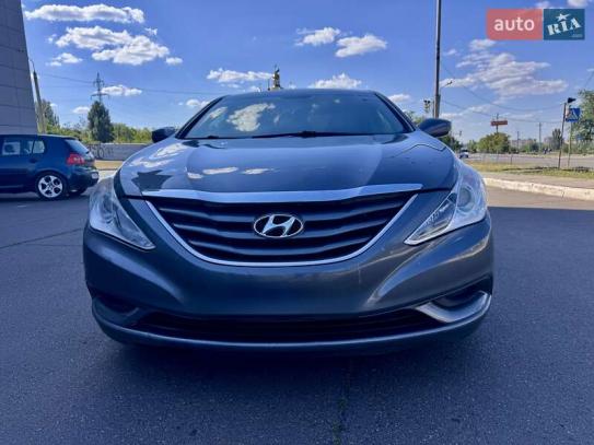 Hyundai Sonata 2012г. в рассрочку