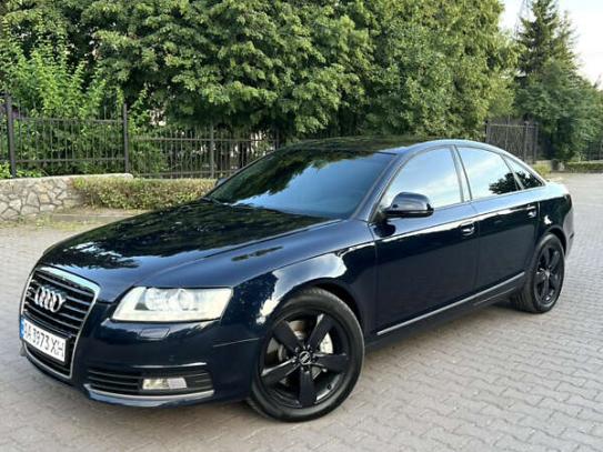 Audi A6                              2010г. в рассрочку
