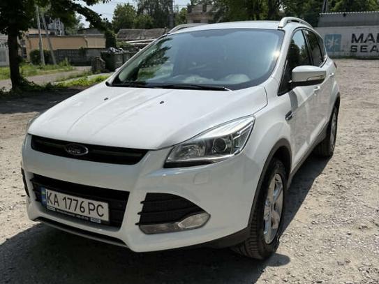 Ford Kuga                            2015г. в рассрочку