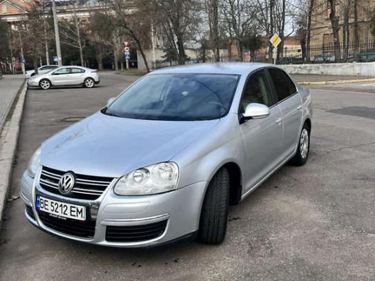 Volkswagen Jetta
                           2006г. в рассрочку