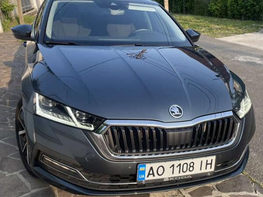 Skoda Octavia                         2020г. в рассрочку