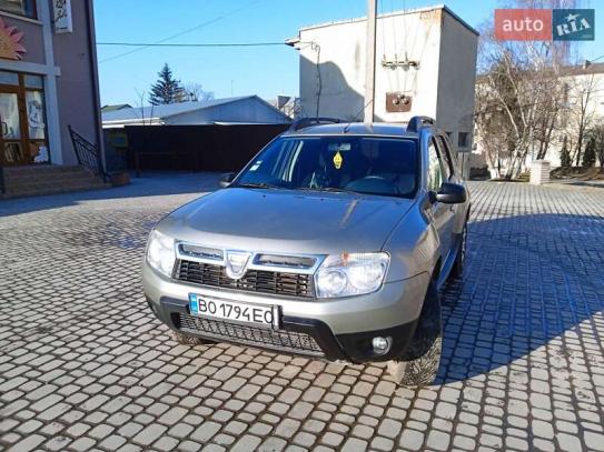 Dacia Duster
                          2012г. в рассрочку