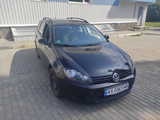 Volkswagen Golf variant 2011г. в рассрочку