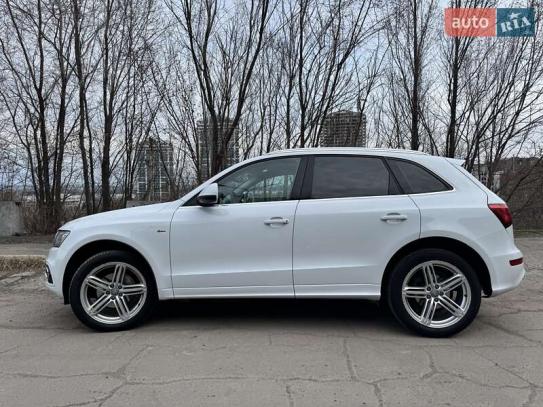 Audi Q5
                              2012г. в рассрочку