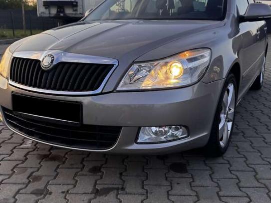 Skoda Octavia 2010г. в рассрочку