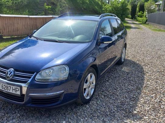 Volkswagen Golf
                            2008г. в рассрочку