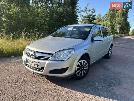 Opel Astra                           2008г. в рассрочку