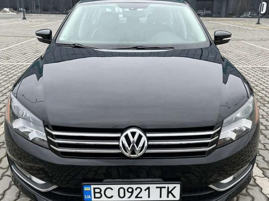 Volkswagen Passat 2013р. у розстрочку