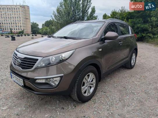 Kia Sportage                        2013г. в рассрочку