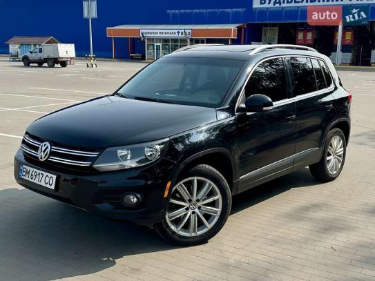 Volkswagen Tiguan                          2015г. в рассрочку