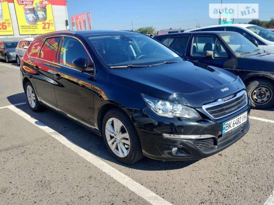 Peugeot 308                             2014г. в рассрочку