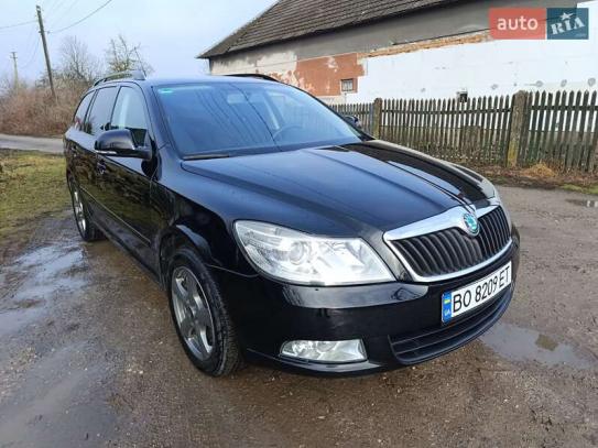 Skoda Octavia
                         2010г. в рассрочку