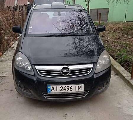 Opel Zafira 2011р. у розстрочку