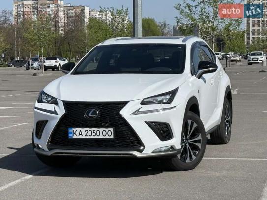 Lexus Nx 300                          2018г. в рассрочку