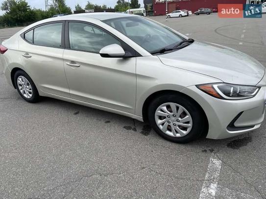 Hyundai Elantra
                         2016г. в рассрочку